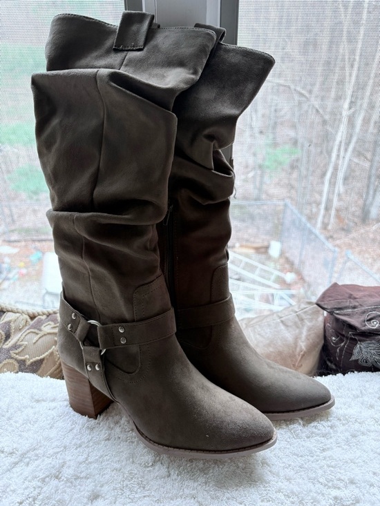 Dolce Vita Shoes - Dolce Vita Slouchy Mid-Calf Heeled Boots in Taupe